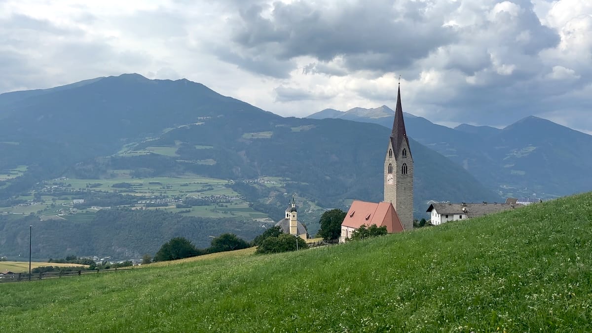 Maria am Sand church with mountain views along the Alta Via 2.
